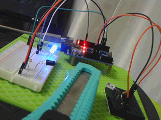 Arduinoで赤外線LEDとフォトトランジスタによるフォトインタラプタ
